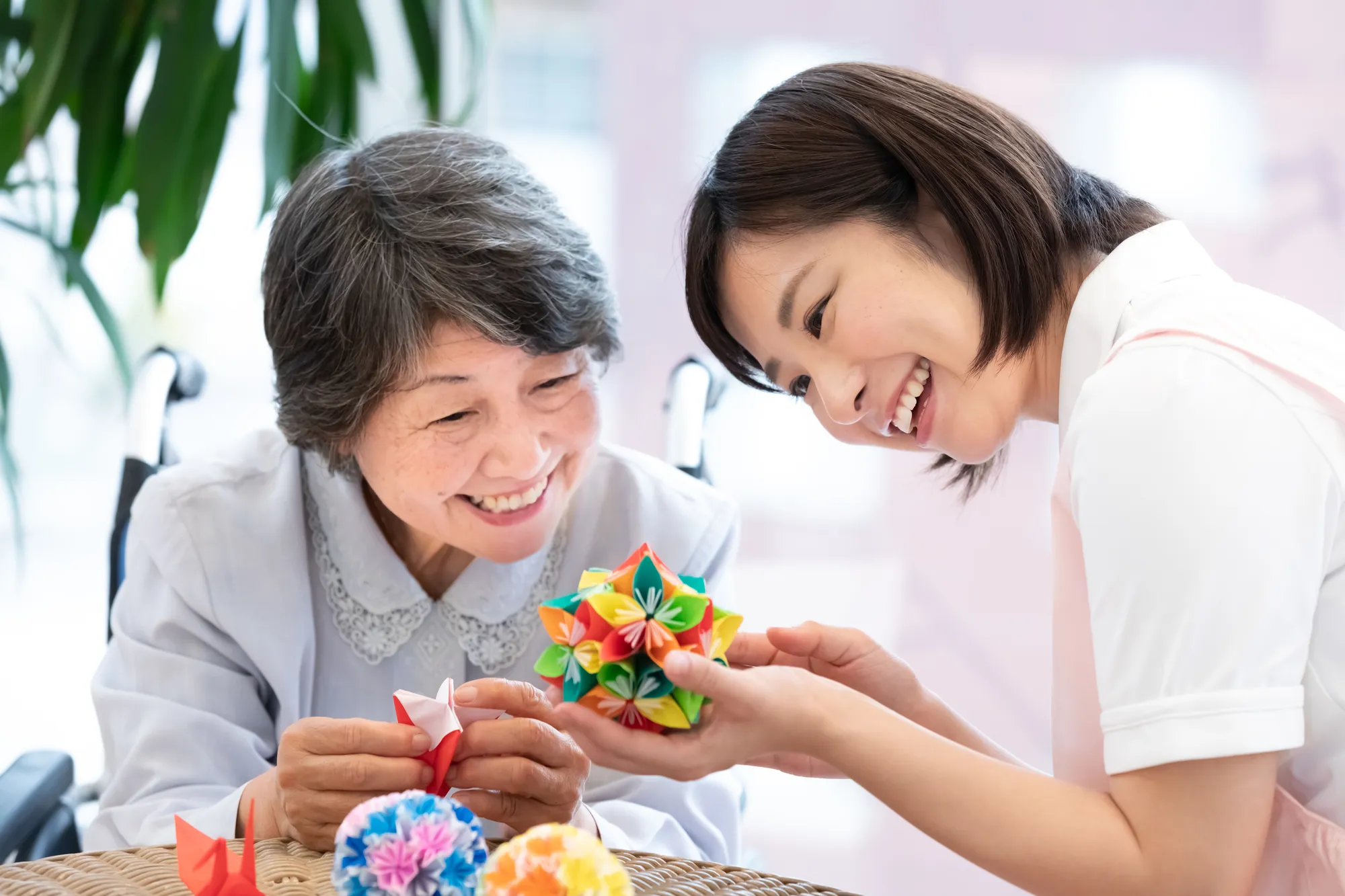 高齢者の「やることがない」は危険のサイン!一緒に楽しみを見つけていこう