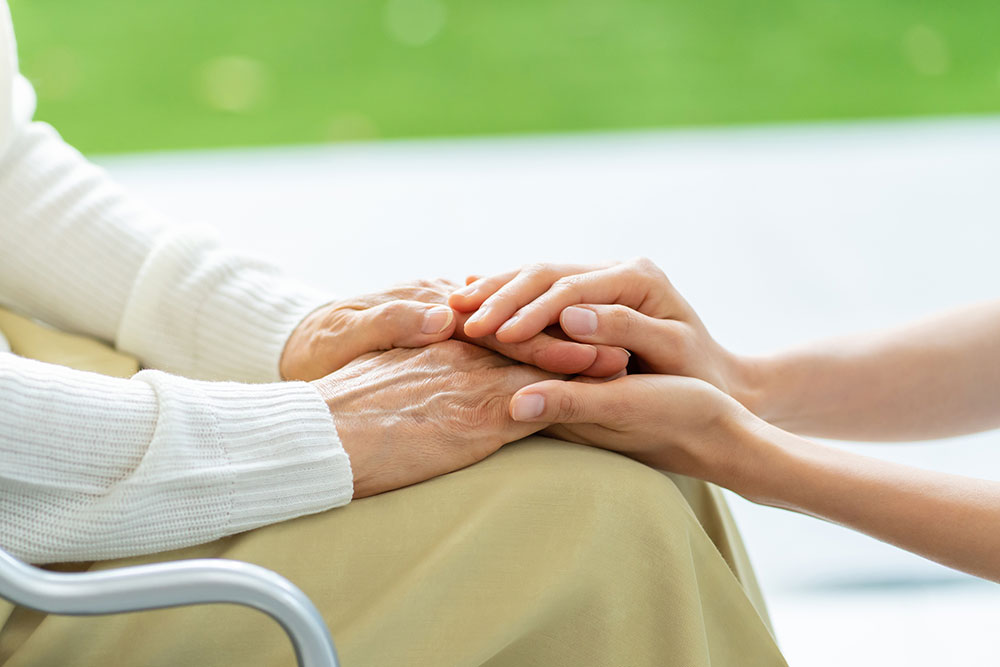 認知症ケアの方法を解説！介護する側が知っておくべき大切なこととは？