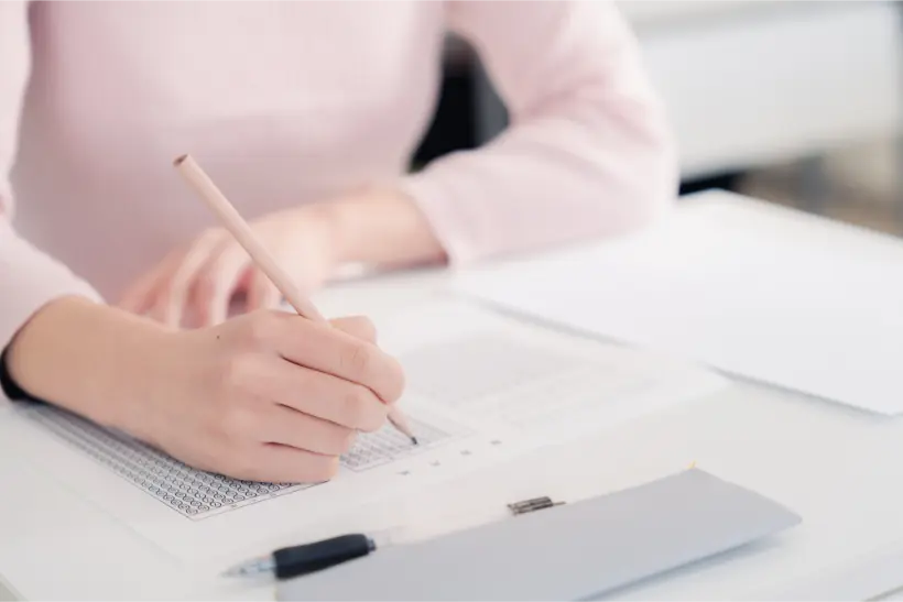 「福祉ネイリスト」の資格取得にかかる費用